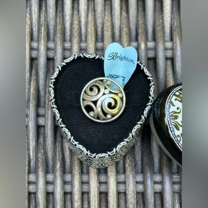 Brighton ring - size 8 - London Groove